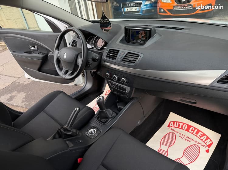 Loader MEGANE III Ph2 93.983Kms *CARNET à Jour GARANTIE image