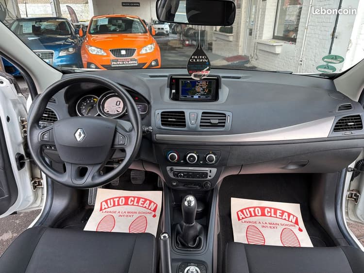 Loader MEGANE III Ph2 93.983Kms *CARNET à Jour GARANTIE image