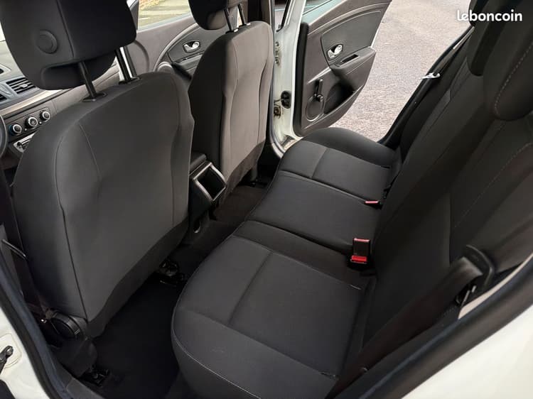 Loader MEGANE III Ph2 93.983Kms *CARNET à Jour GARANTIE image