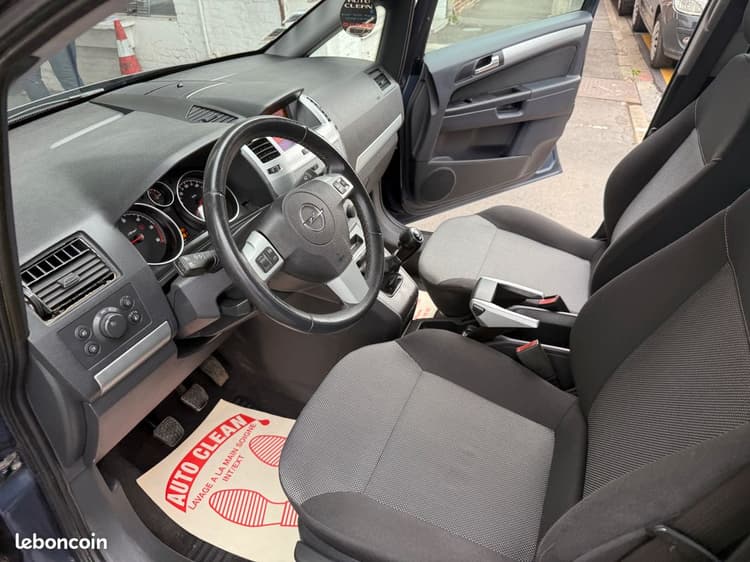 Loader 🇫🇷ZAFIRA B Ph2 1.9CDTi *7Places 88.481Kms CARNET à jour chez OPEL image